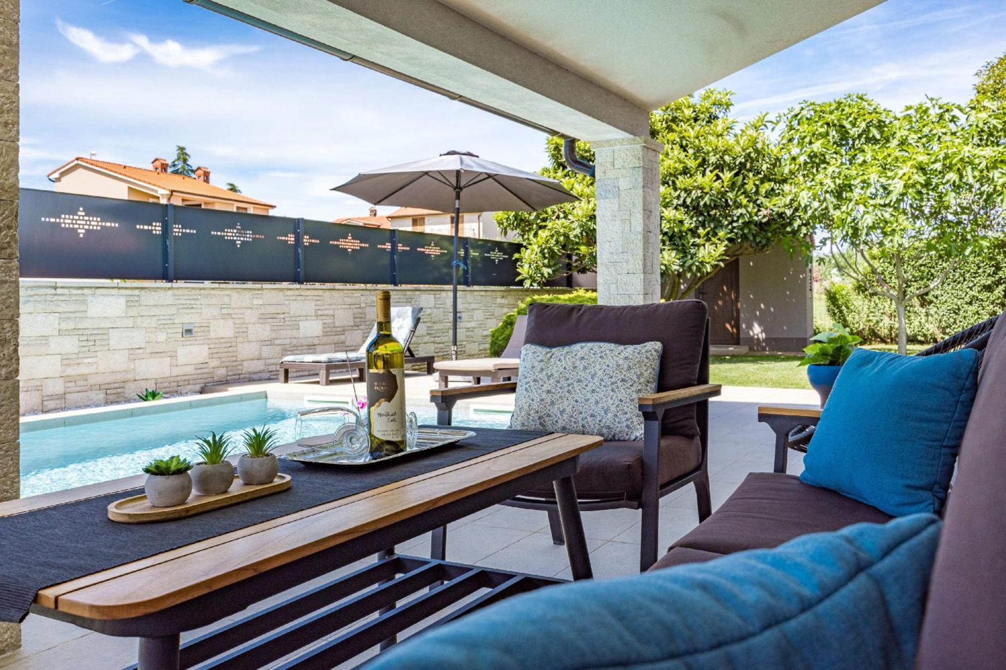 Villa Roma Near Pula For 6 People With Private Pool Jadreški Exterior foto